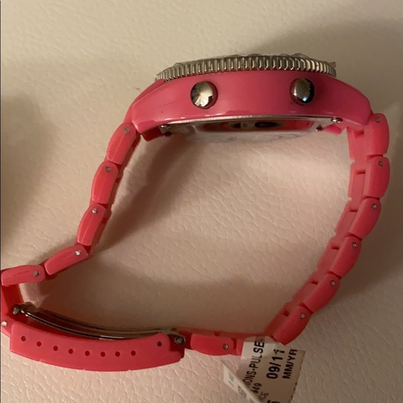 Brand New Pulse Watch - Picture 2 of 4